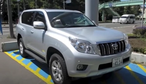 TOYOTA LAND CRUISER PRADO 2012. Обзор экстерьера и интерьера.