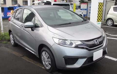 HONDA FIT 2013. Обзор экстерьера и интерьера.