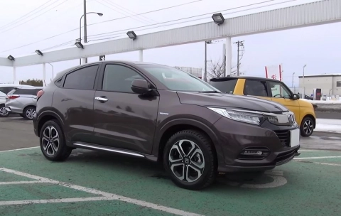 HONDA VEZEL 2018, Гибрид, 4WD, Honda SENSING. Обзор экстерьера и интерьера.