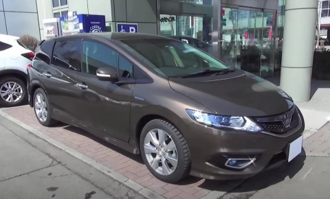 HONDA JADE 2015, Гибрид, X. Обзор экстерьера и интерьера.