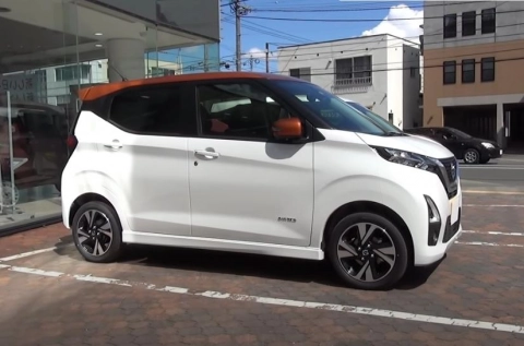 NISSAN DAYZ 2019 HighwaySTAR, ProPILOT, 660cc, Turbo, 4WD. Обзор экстерьера и интерьера.