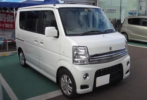 SUZUKI EVERY WAGON 2013, PZ TurboSpecial. Обзор экстерьера и интерьера.