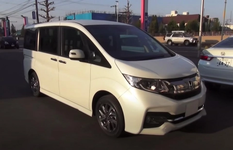 HONDA STEPWGN 2015, SPADA, CoolSpirit, 4WD. Обзор экстерьера и интерьера.