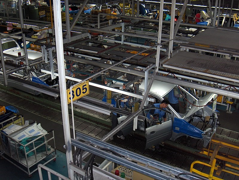 Процесс сборки авто на заводе в Корее